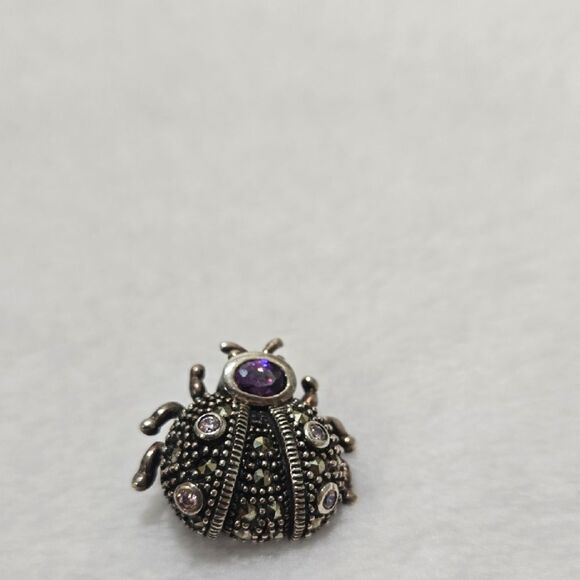 Vintage Sterling Silver Ladybug Brooch - Picture 5 of 6